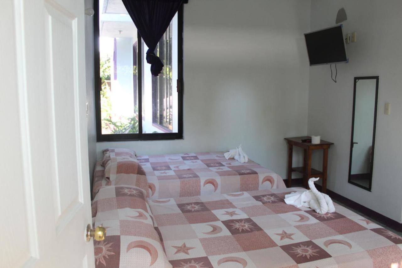 Hotel Palmarito ปูแอร์โตเอสกอนดิโด ภายนอก รูปภาพ