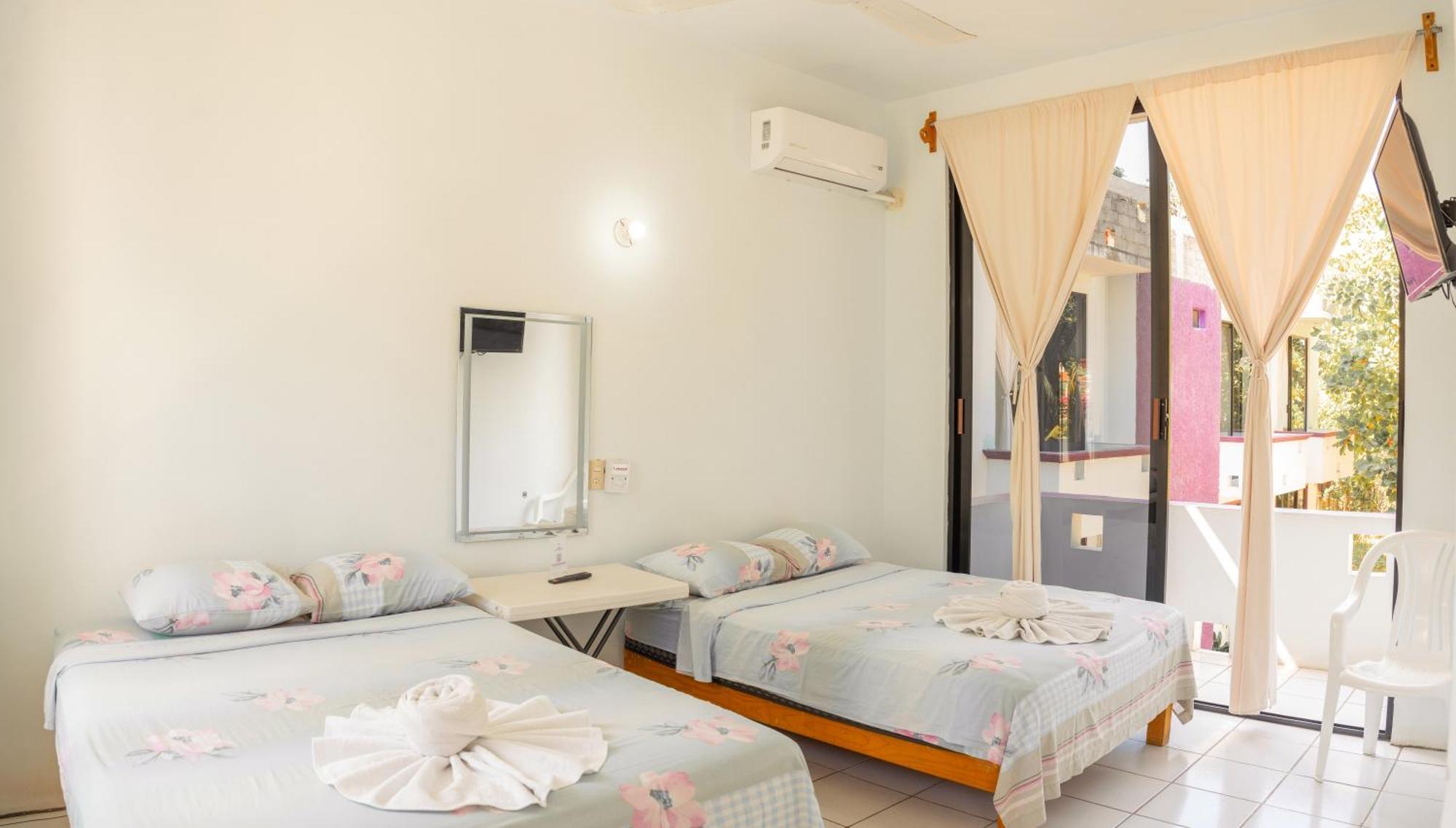 Hotel Palmarito ปูแอร์โตเอสกอนดิโด ภายนอก รูปภาพ
