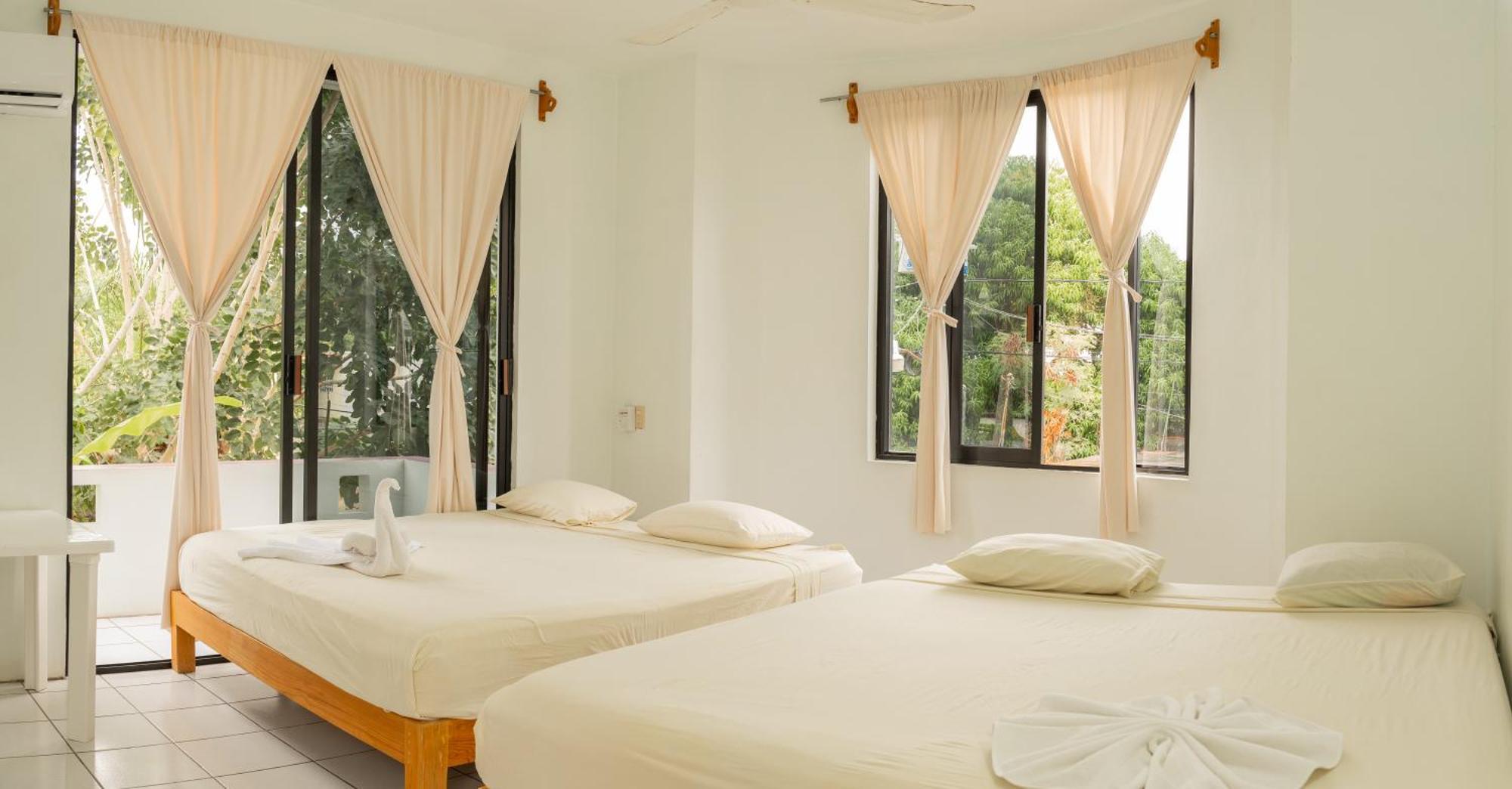 Hotel Palmarito ปูแอร์โตเอสกอนดิโด ภายนอก รูปภาพ